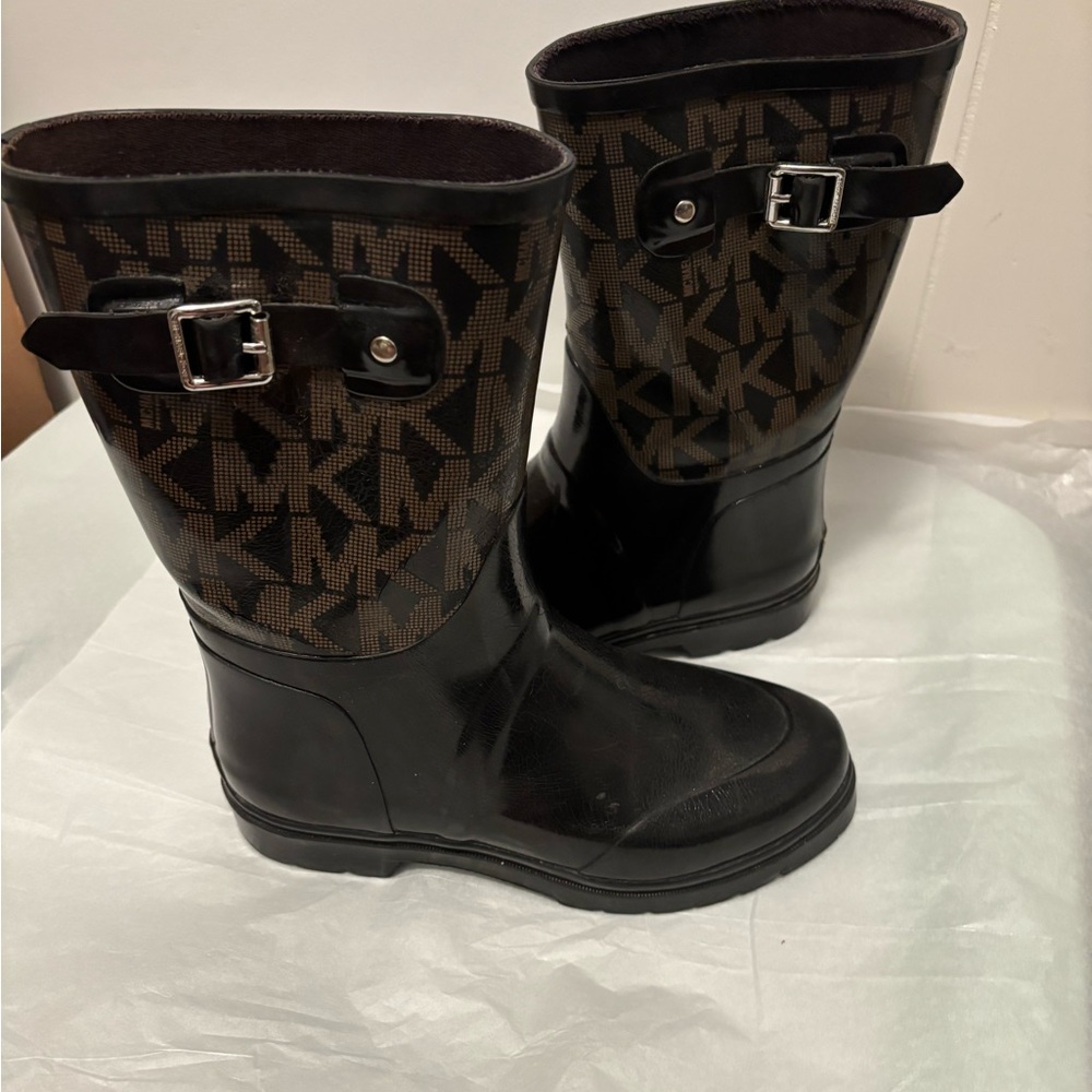Michael Kors Black and Brown Monogram Boots 8.0